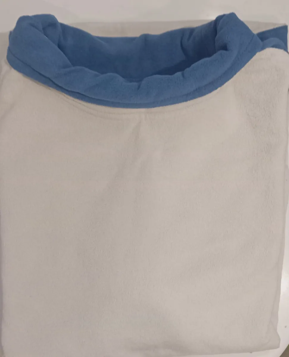 Boys Jumper 8-10yrs - Image 1