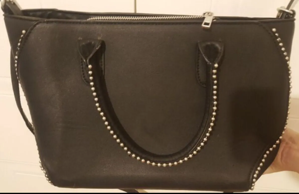 Ladies Handbag - Image 1