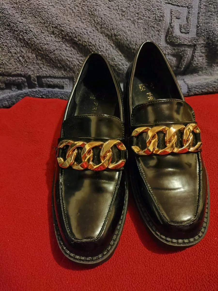 Black Glossy Chain Loafers – Size 37 - Image 4