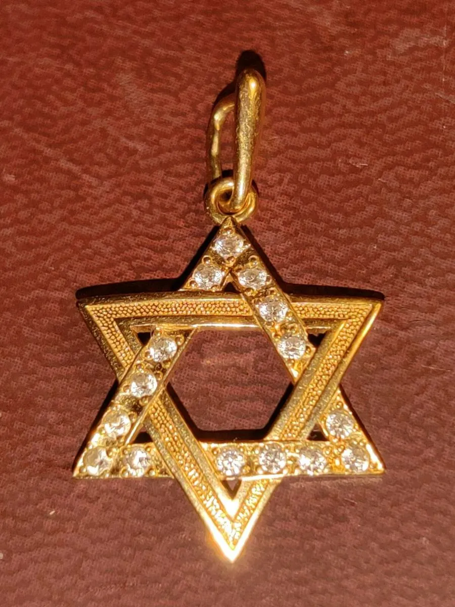 STAR OF DAVID, 9CT Gold RARE Glittery New Pendant - Image 2