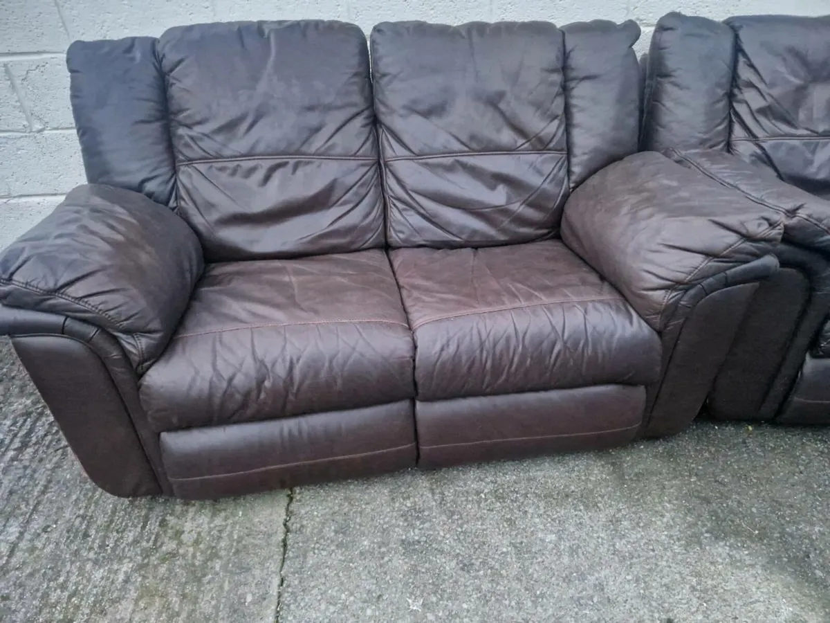 Leather sofas - Image 2