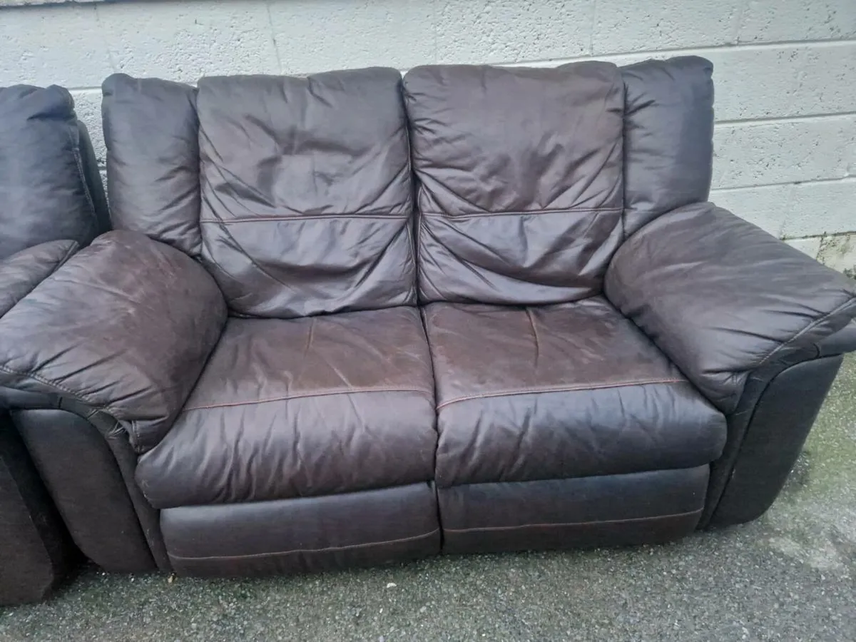Leather sofas - Image 3