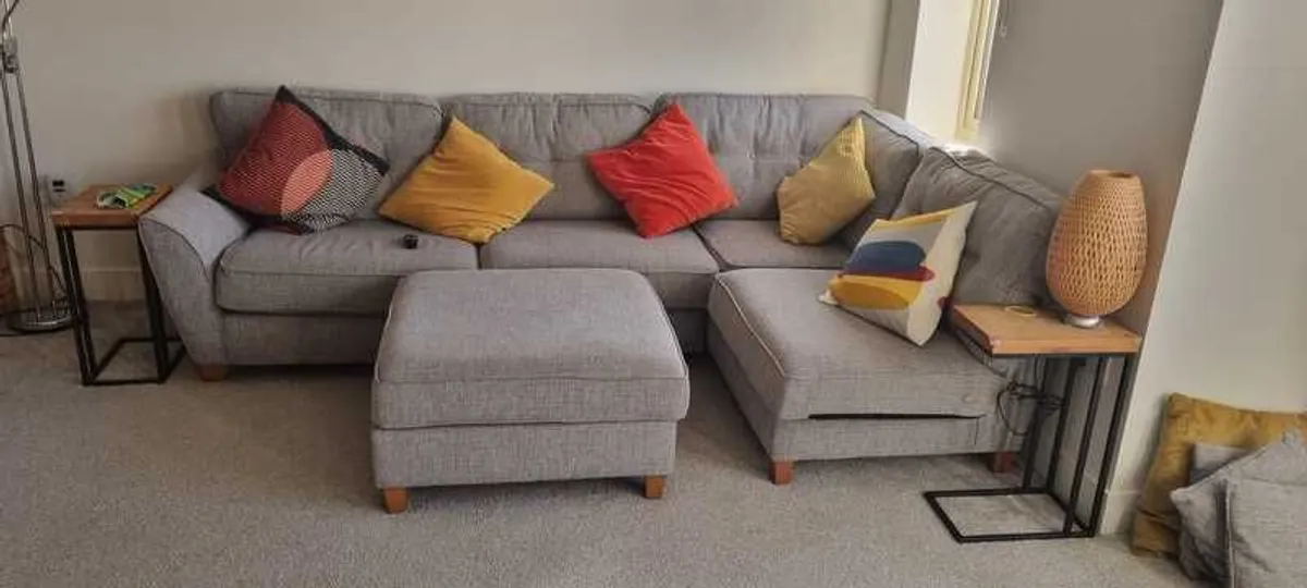 L shape sofa - Image 1