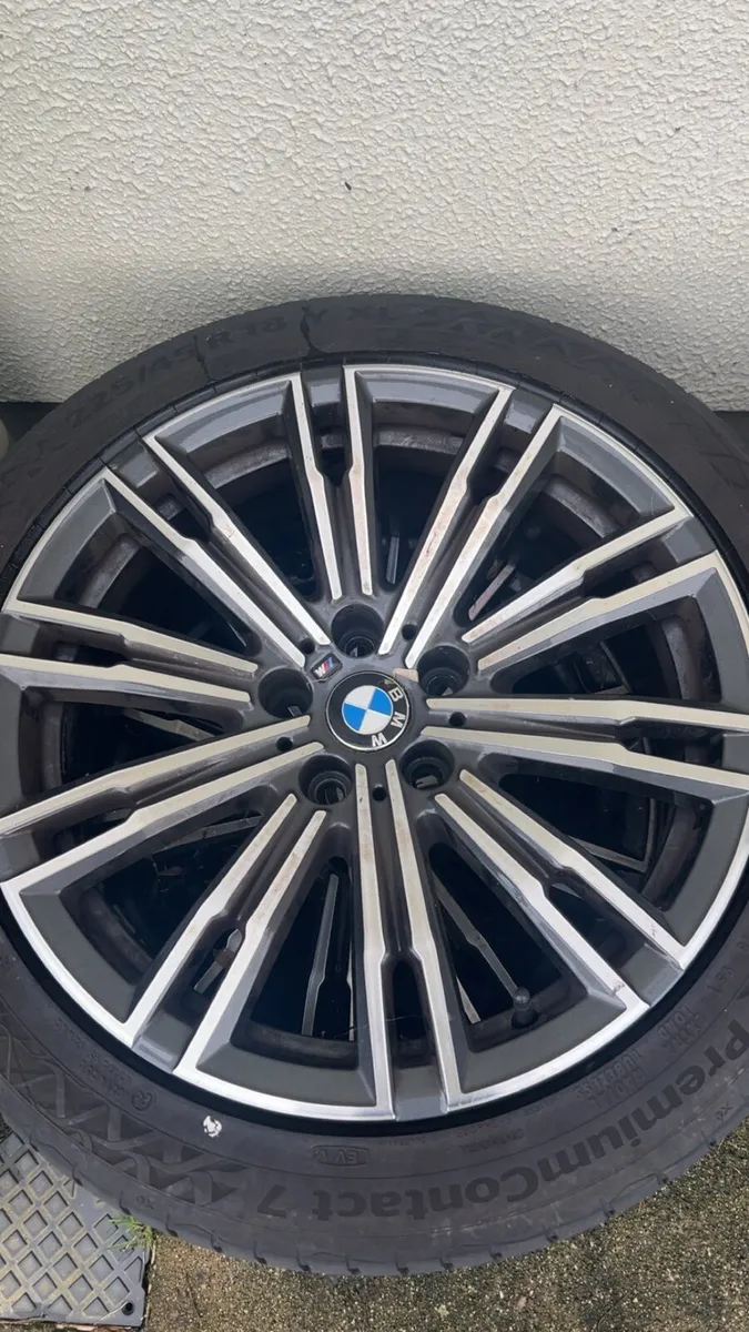 18” BMW alloys + tire - Image 2