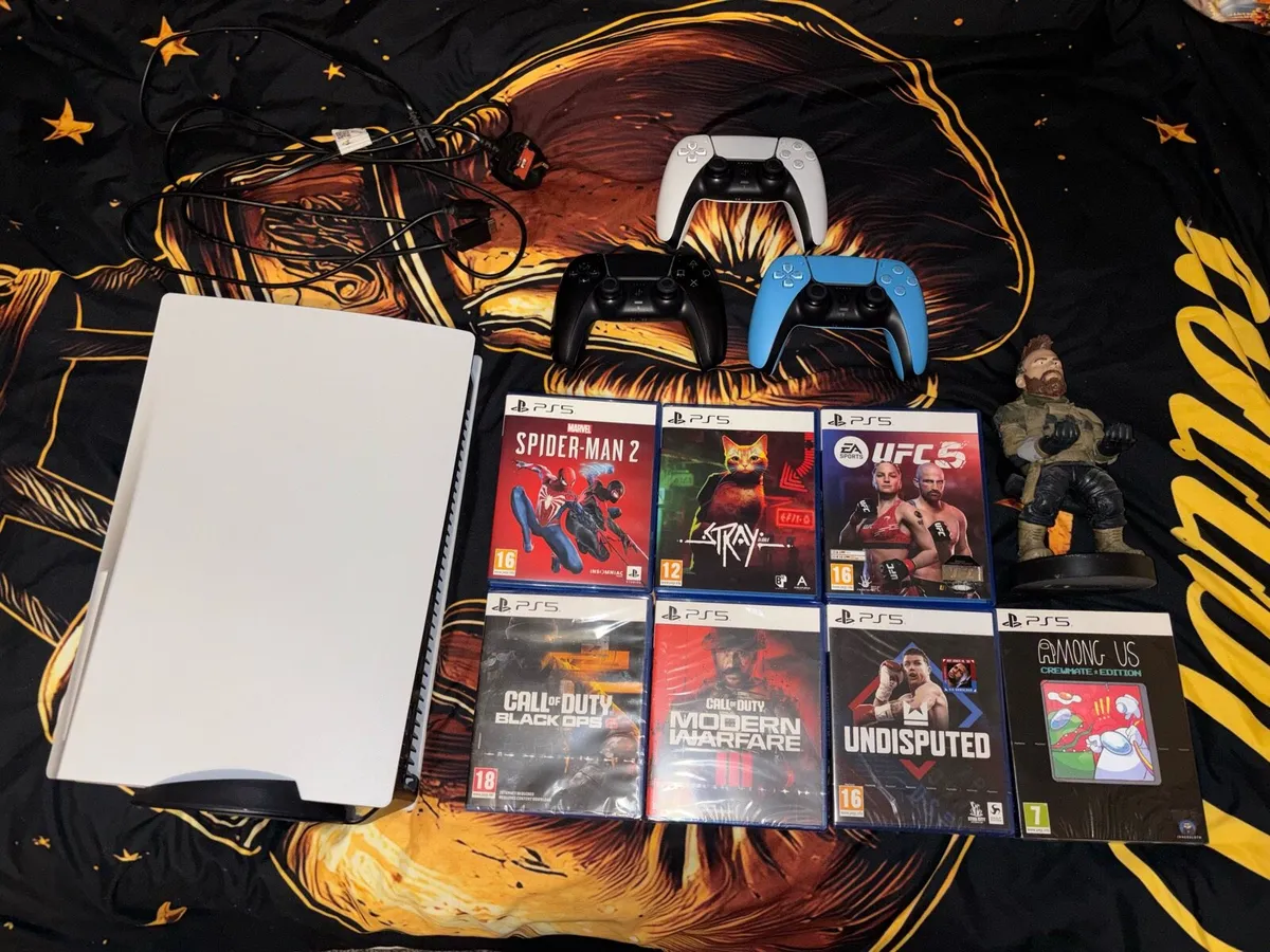 Playstation 5 disc edition like new - Image 1