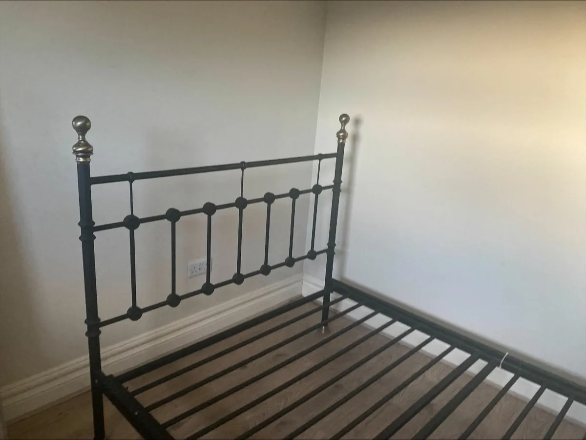 Bed Black Chrome - Image 3