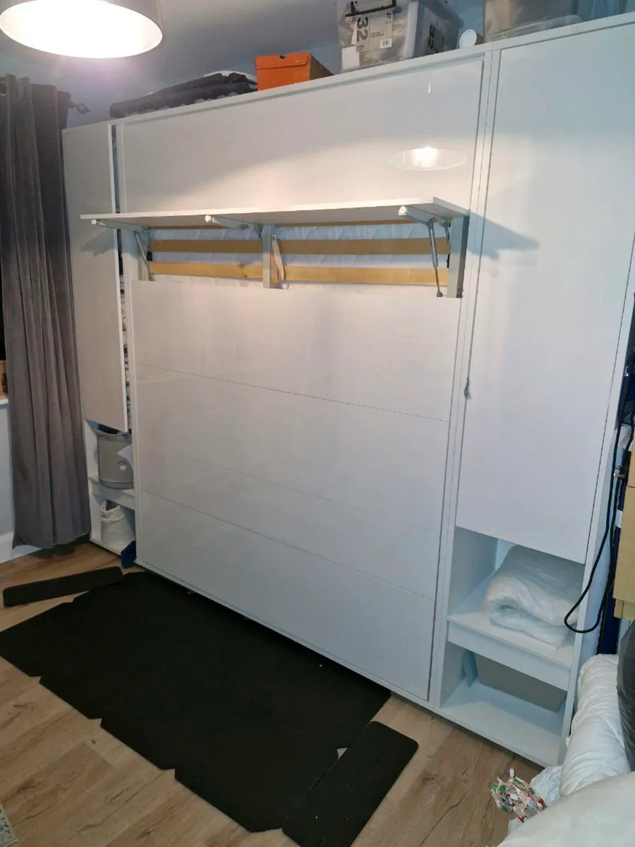Murphy bed and side storage - Image 2