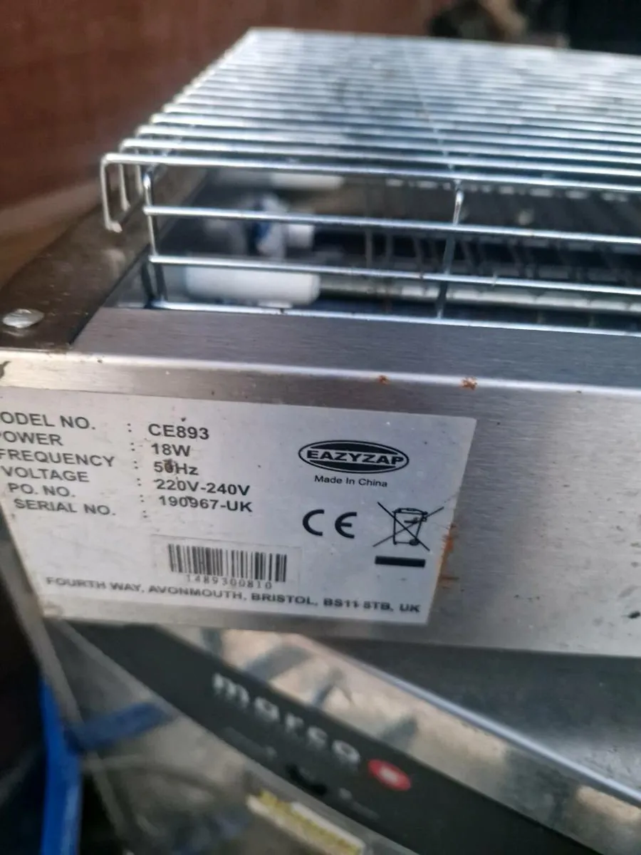 Fly zapper - Image 3