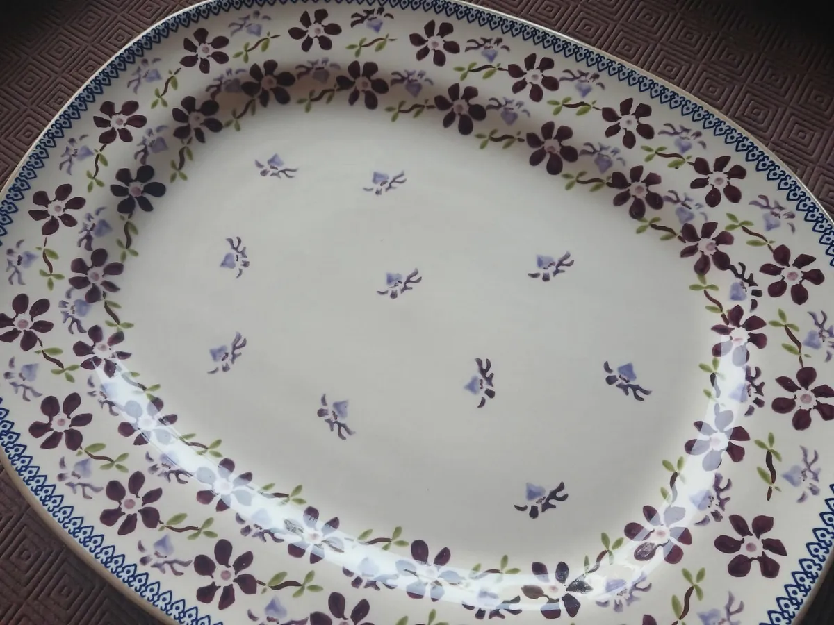 Nicholas Mosse Platter - Image 1