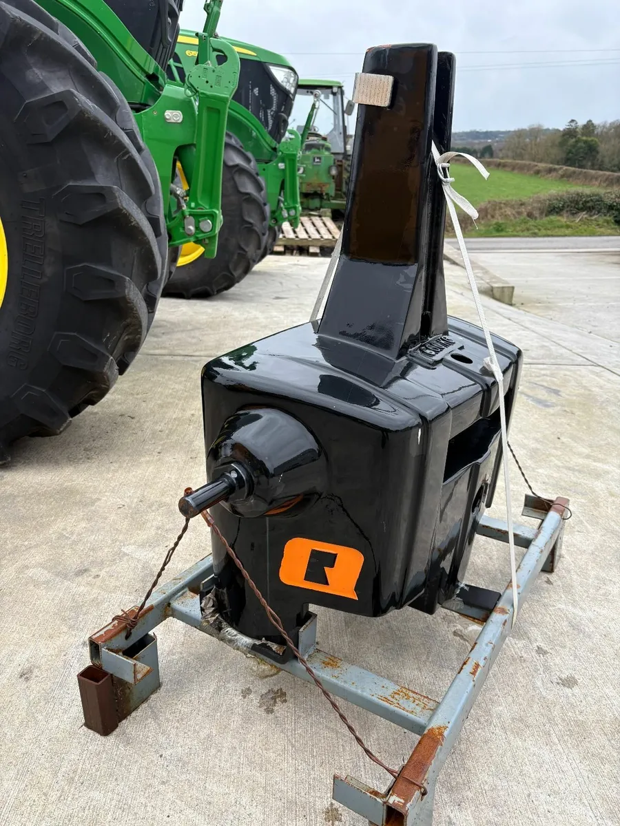 Quicke Weight block 600kg - Image 1