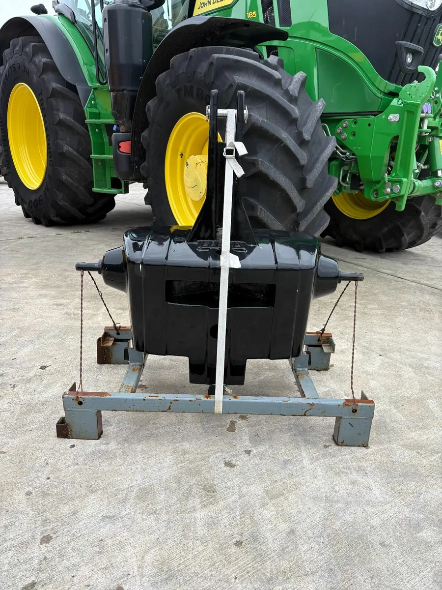 Quicke Weight block 600kg - Image 3