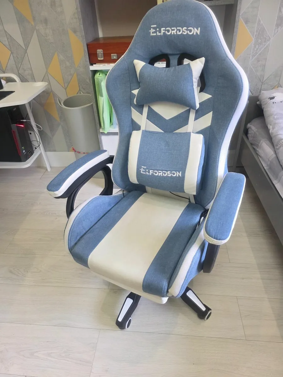 Gaiming chair - Image 4