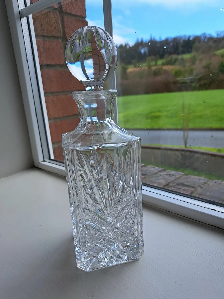 Whiskey Decanter New and Unused Perfect Condition - Image 2
