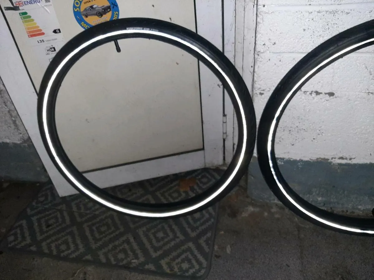 Bike tyres 27.5 and tubes - Image 2