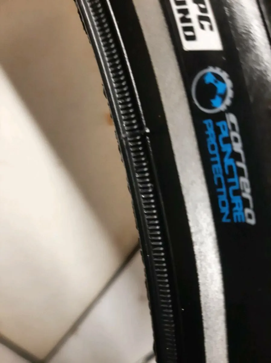 Bike tyres 27.5 and tubes - Image 3