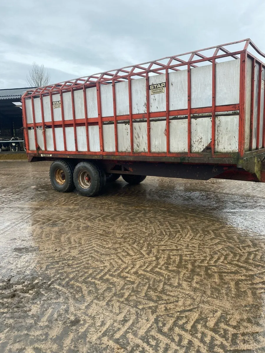Cattle trailer - Image 1