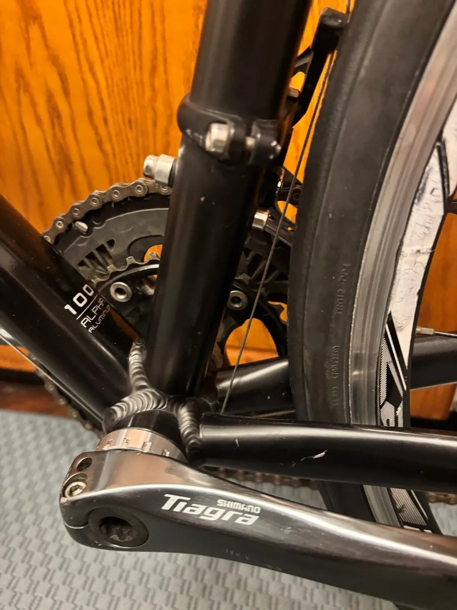 Trek road bike - Image 3