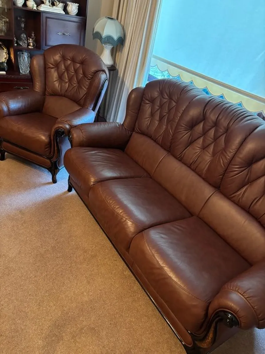 3 Piece Suite - Image 1