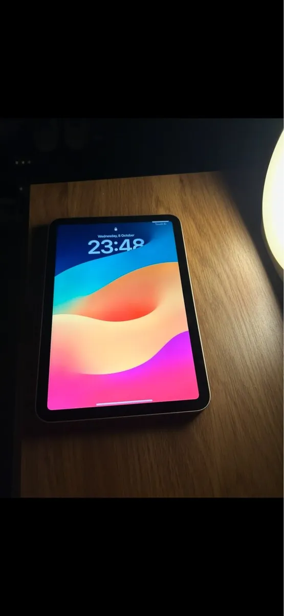 iPad mini 6th gen - Image 1