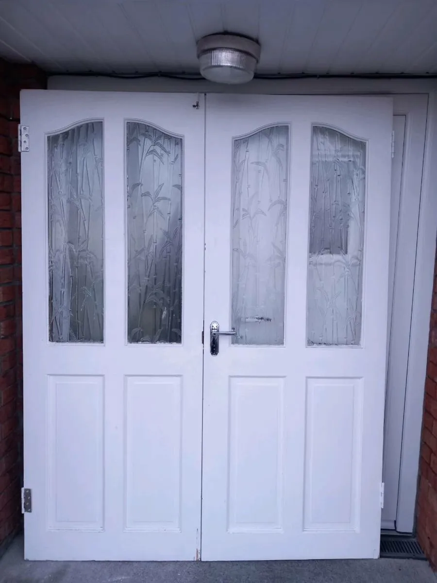 Double interior doors - Image 1
