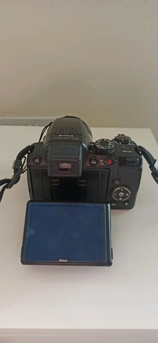 Nikon Coolpix P100 26x Zoom Camera - Image 4
