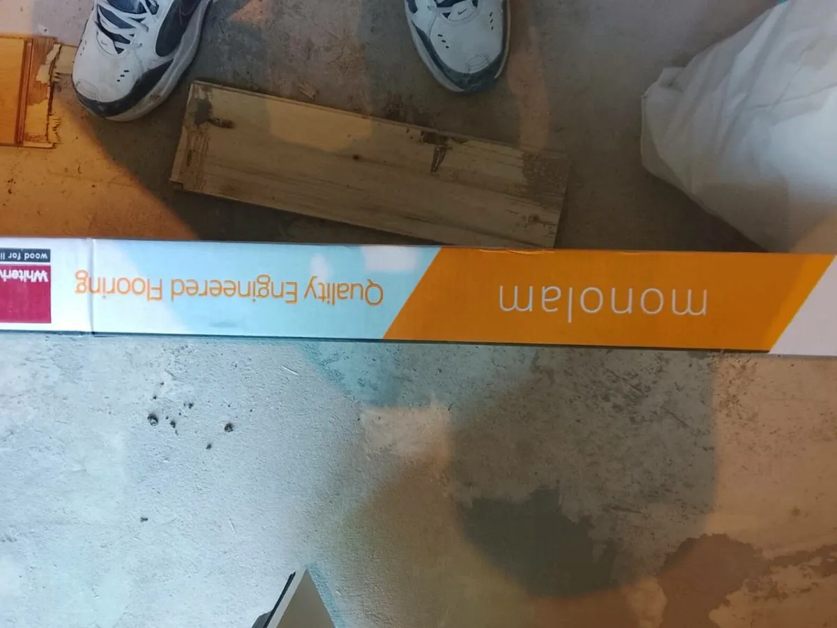 Oak flooring - Image 2