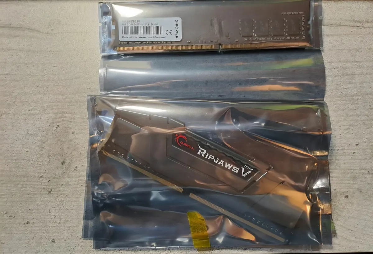 16 GB (2x8GB) DDR4 RAM - Image 1
