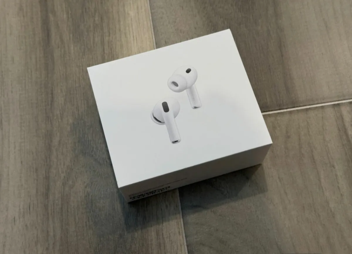 BRAND NEW Apple Air Pods Pro 3