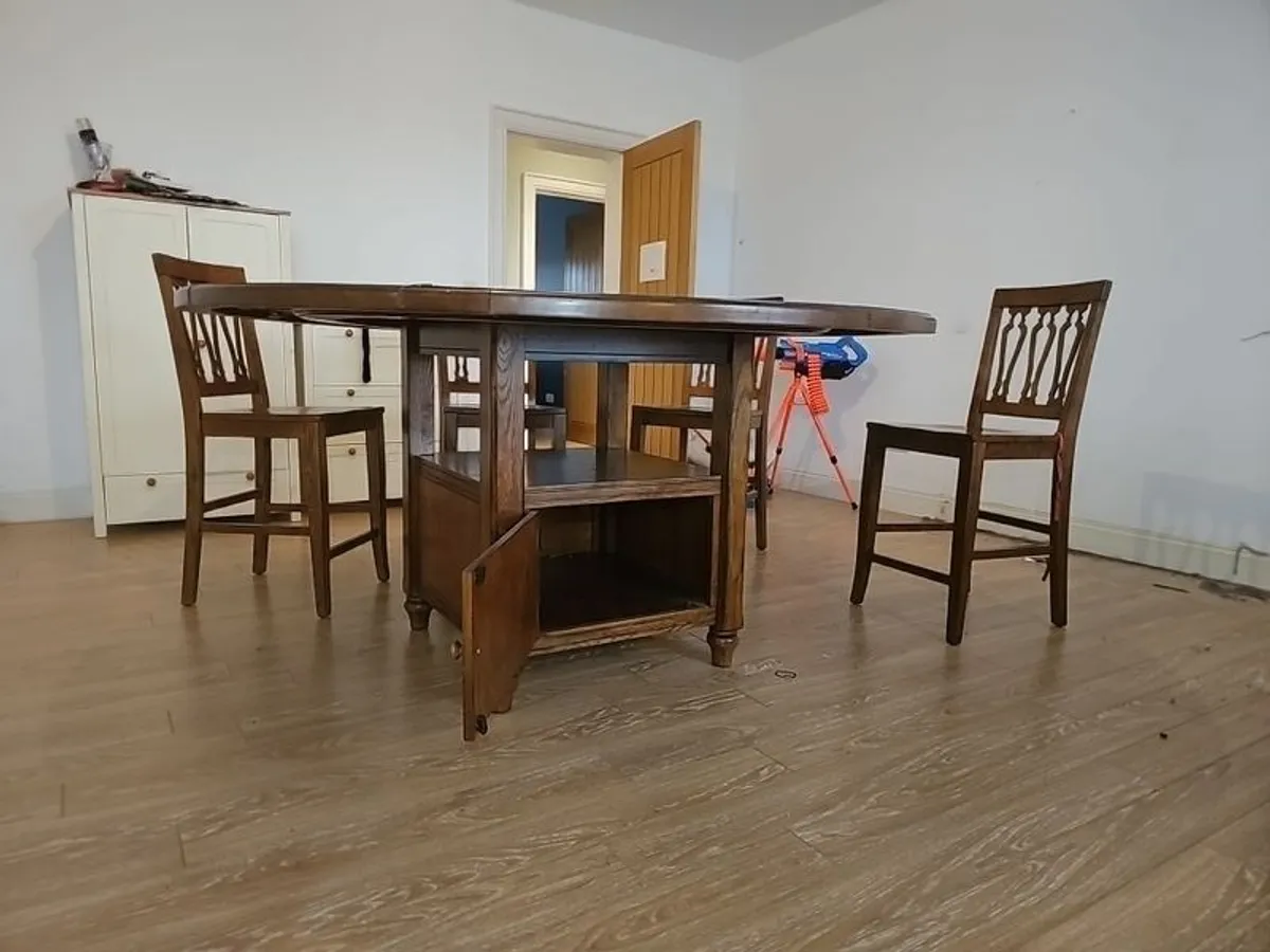 Round Dining Table and Stools - Image 2