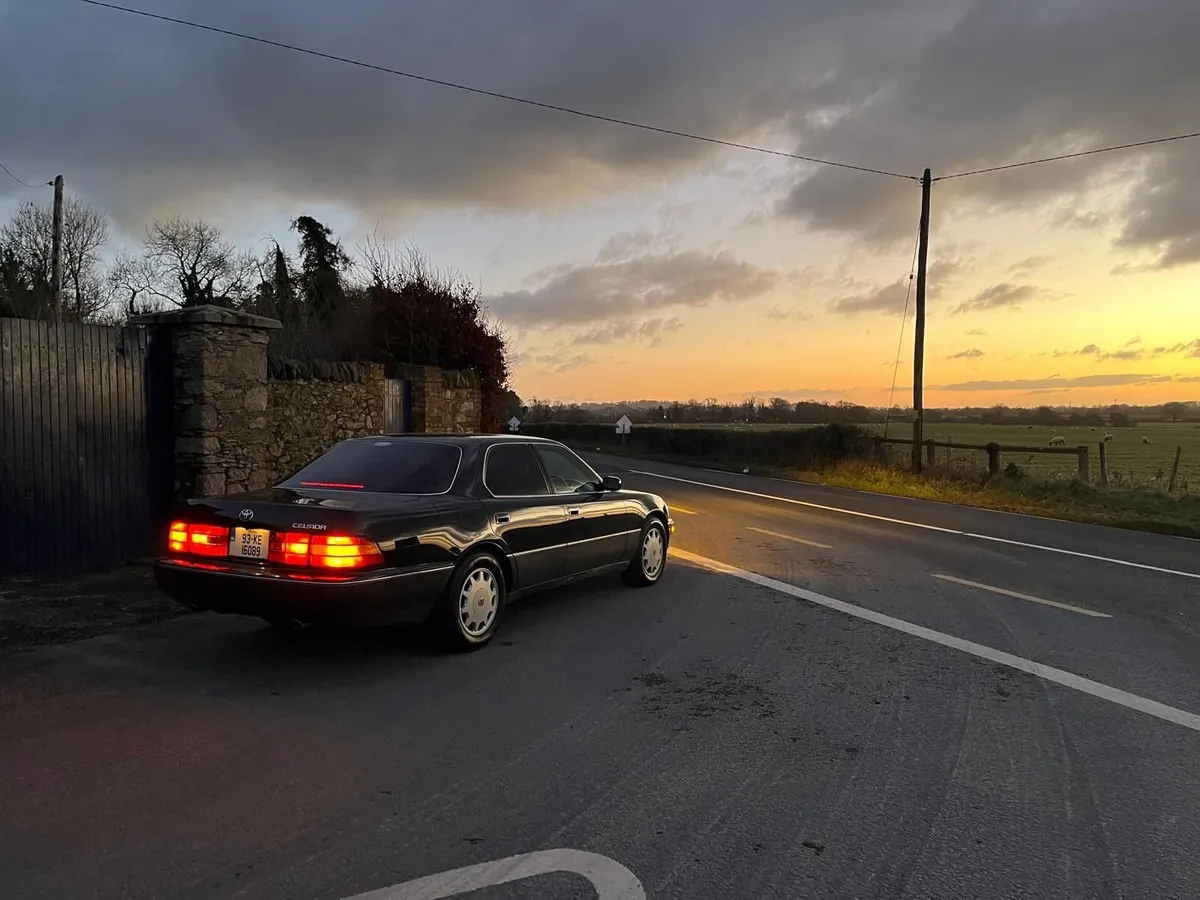 Toyota Celsior 1993 - Image 1