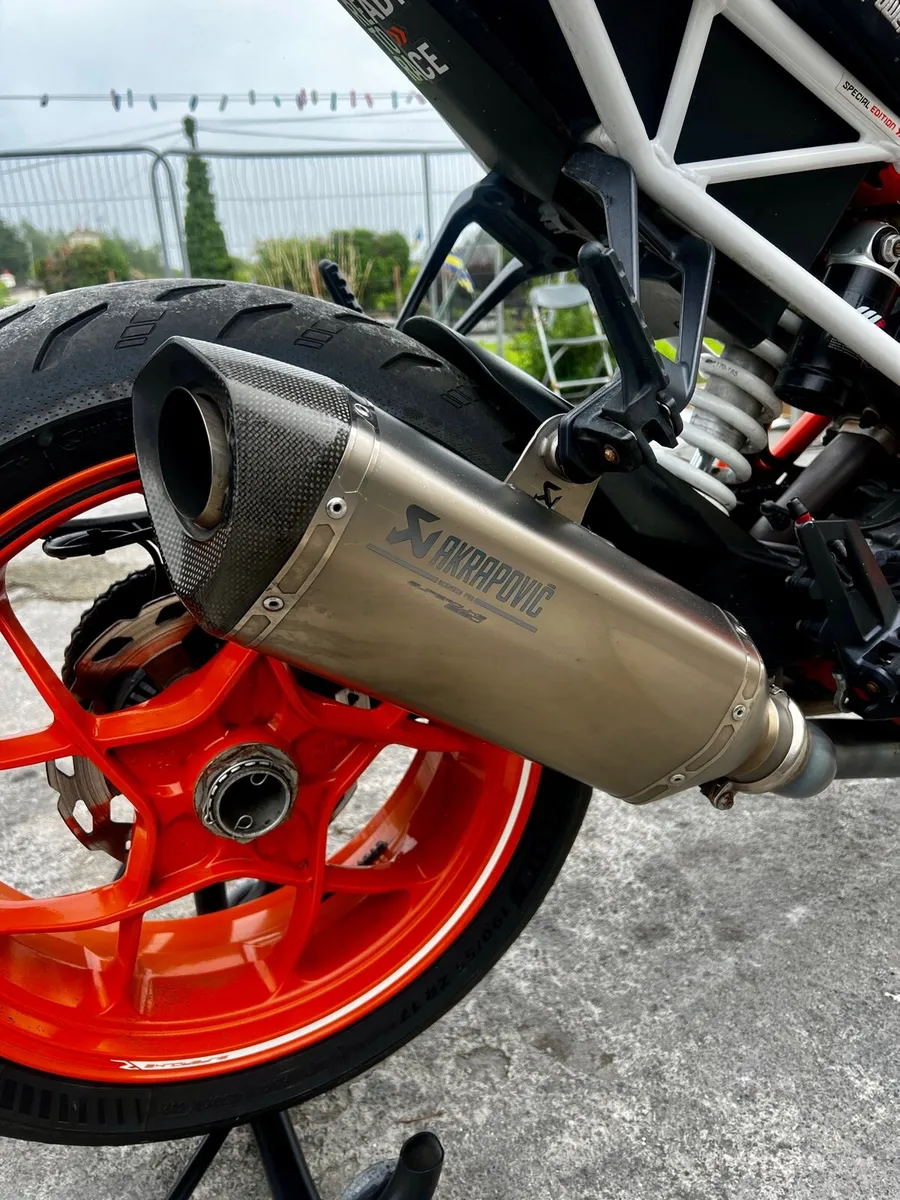 Ktm 1290 duke r special edition - Image 4