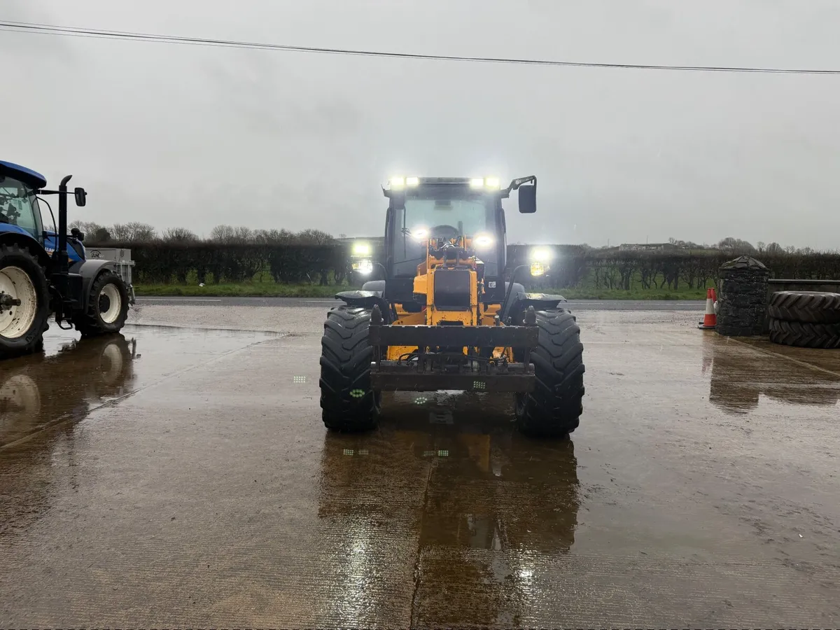JCB Other 2013 - Image 3