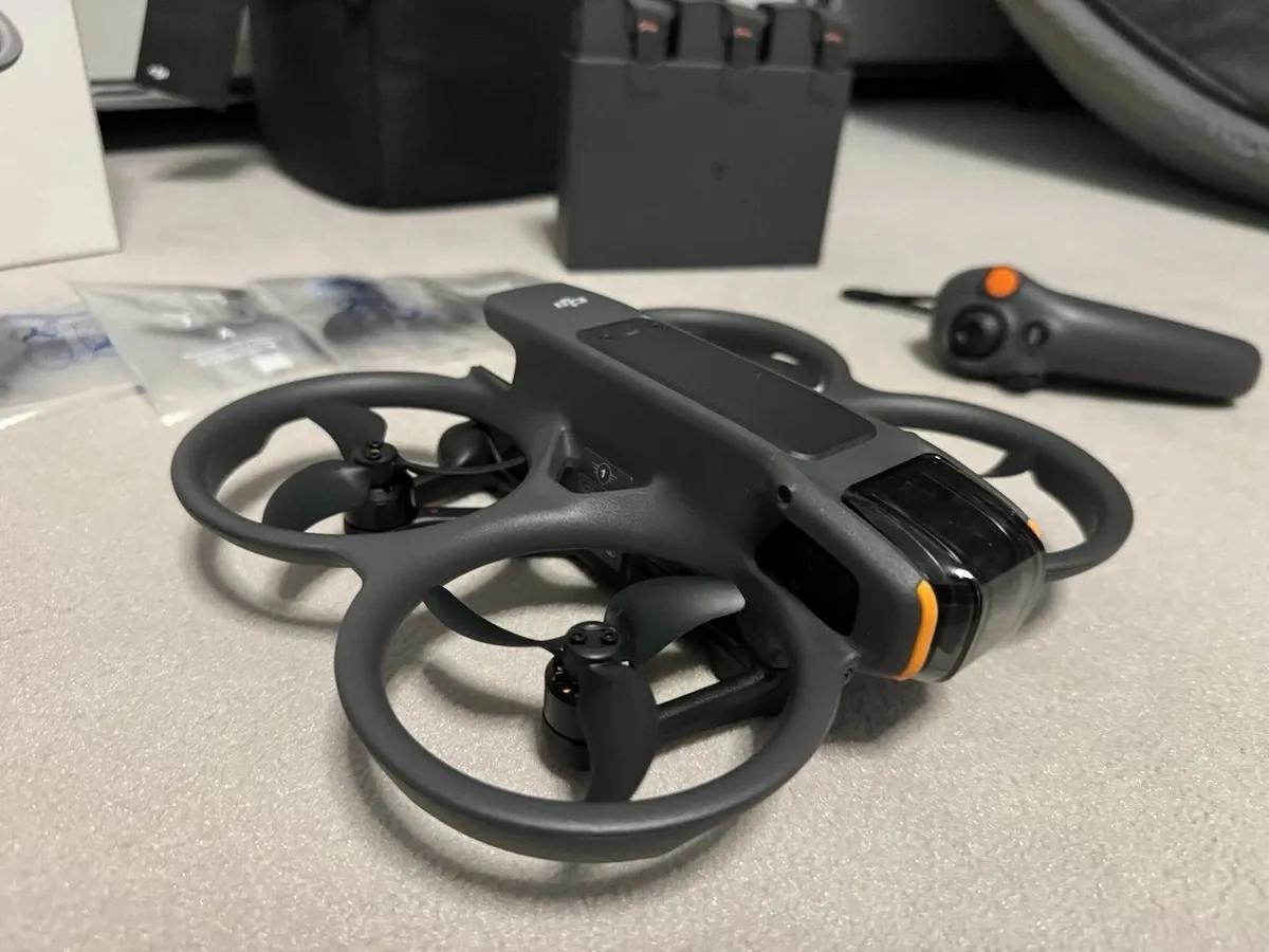 DJI Avata 2 Fly More Combo, Like New!! - Image 2