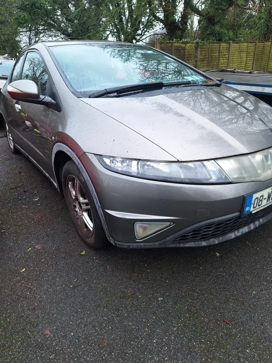 Hinda Civic 08 petrol 1.3cc breaking for parts
