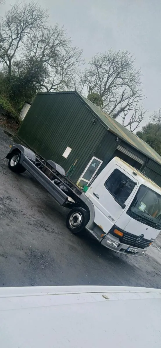 Mercedes atego - Image 2