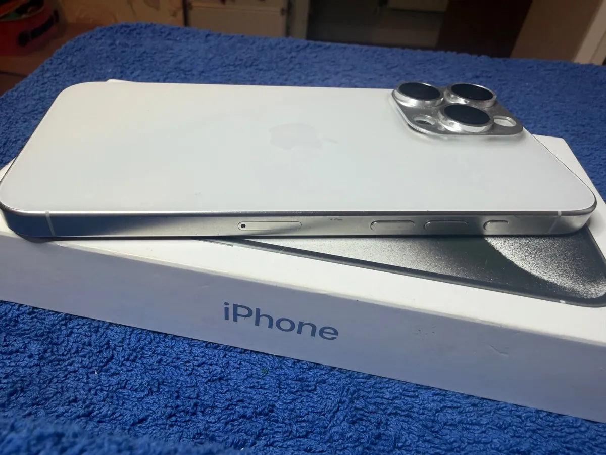 iPhone 15 pro max - Image 1