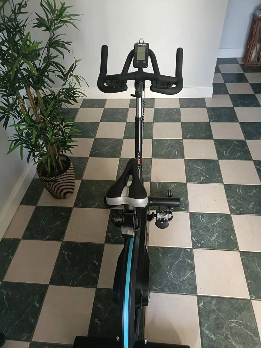 Exercise bike - Image 3