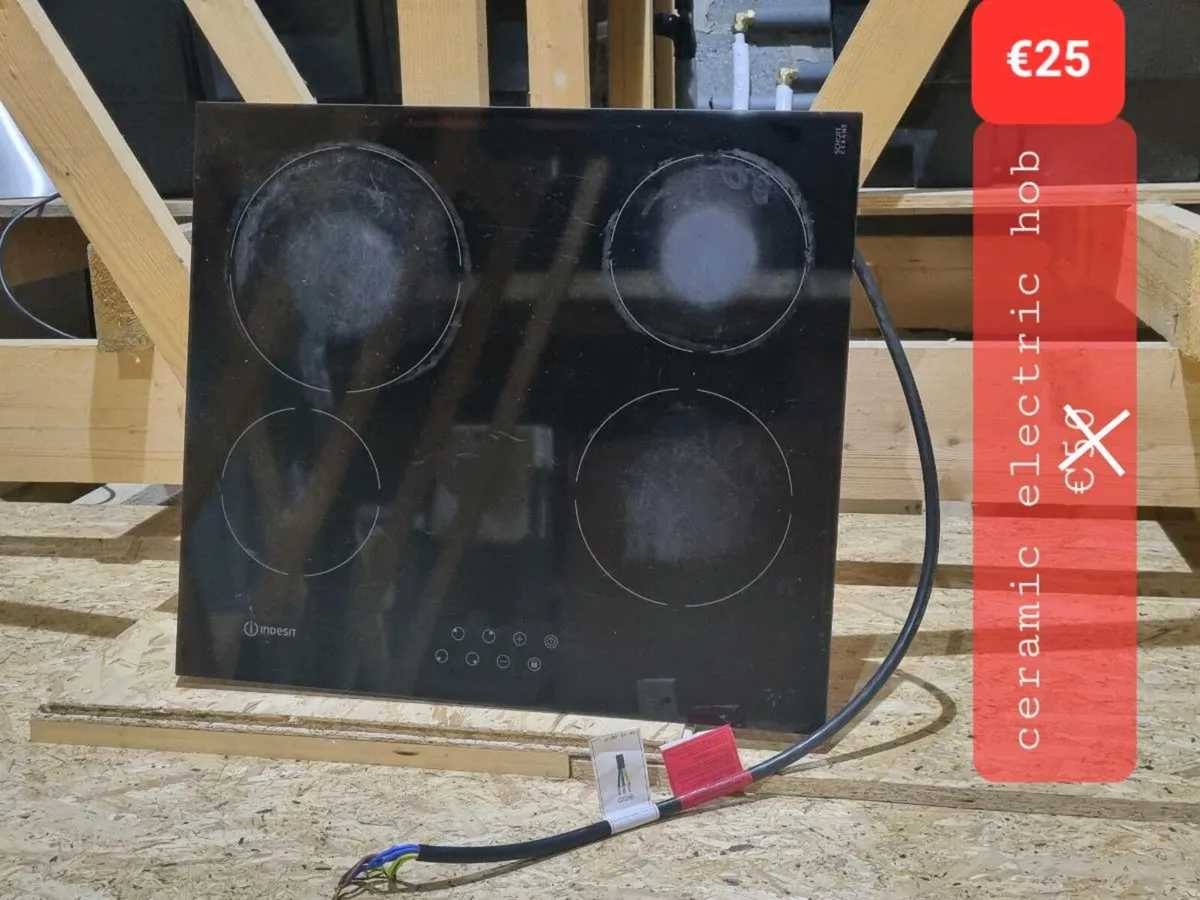 Kitchen appliances- hob, extractor hood, tap - Image 1