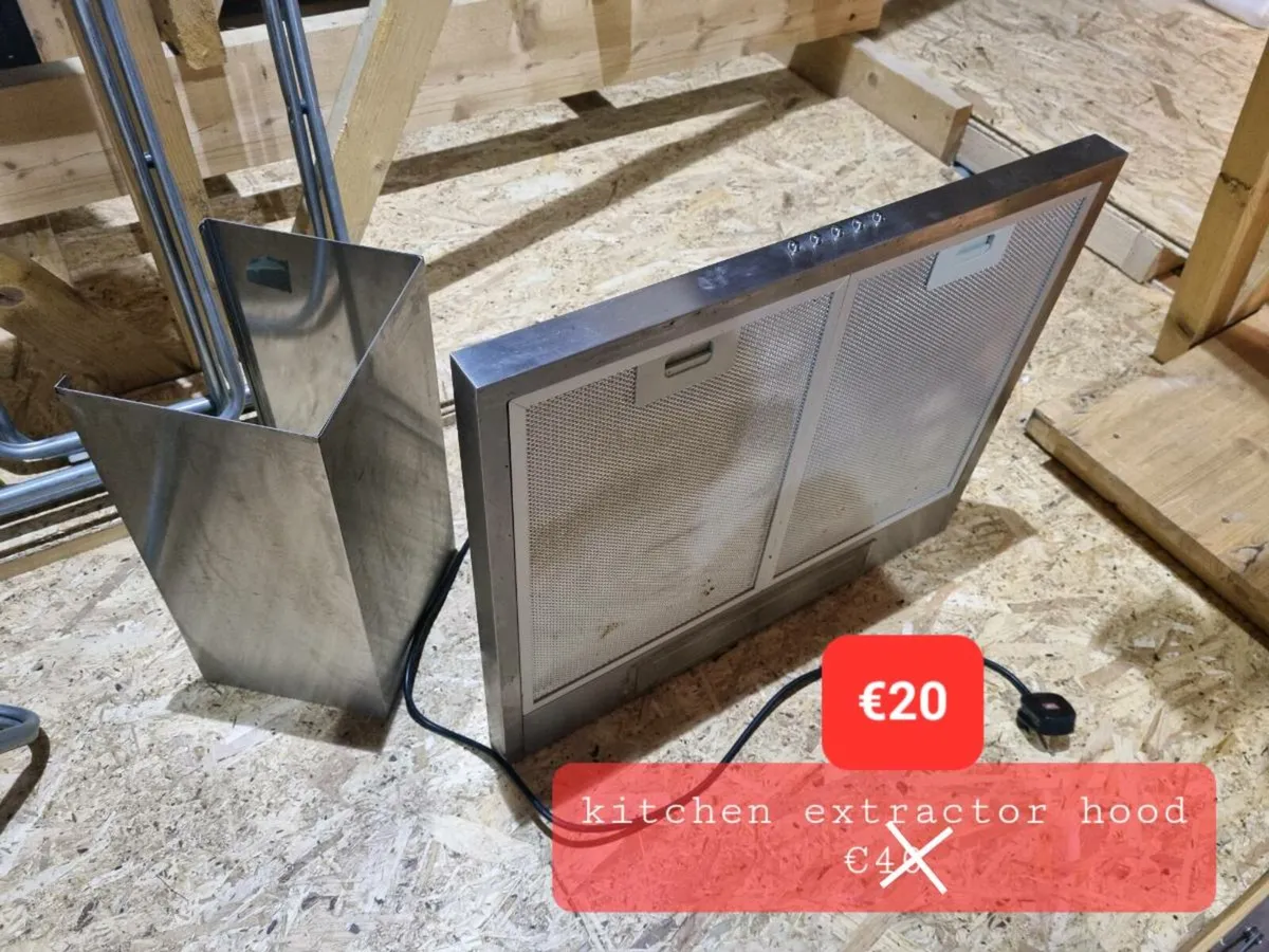 Kitchen appliances- hob, extractor hood, tap - Image 2