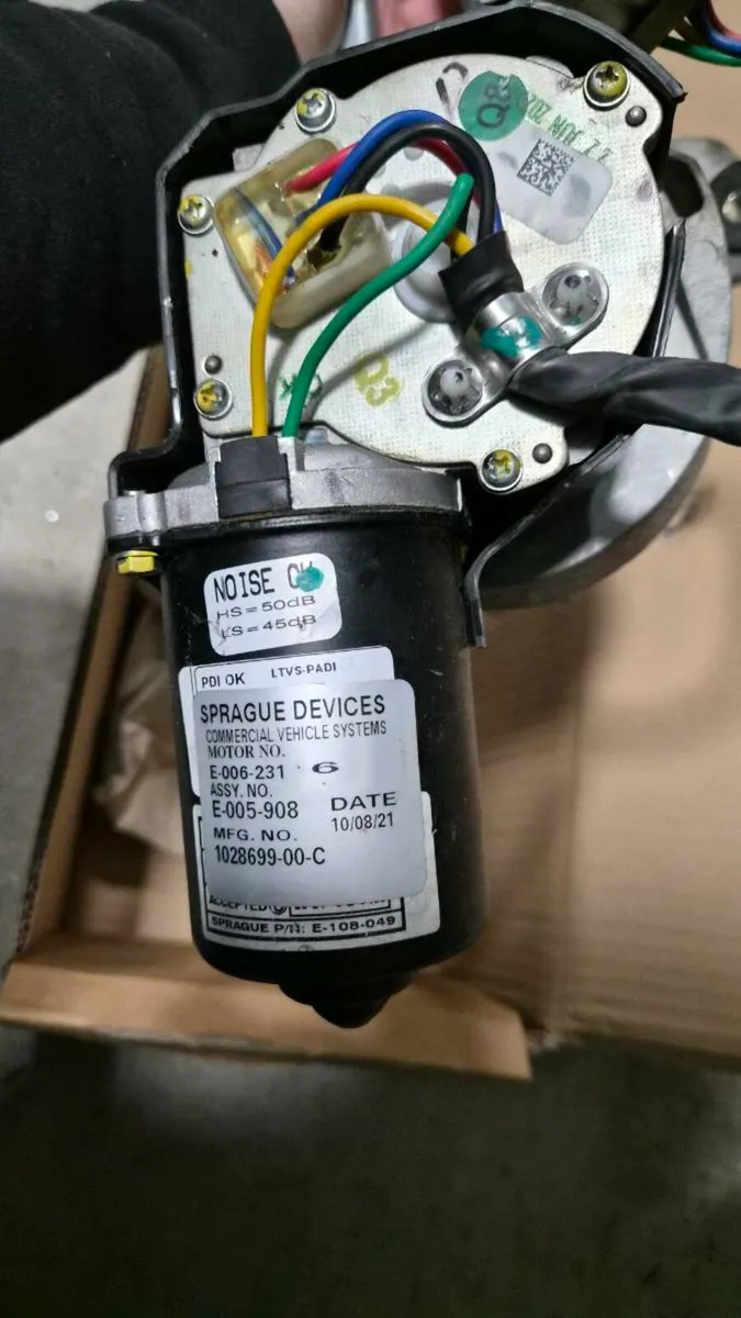 Tesla model s 2017. Wipers module - Image 4