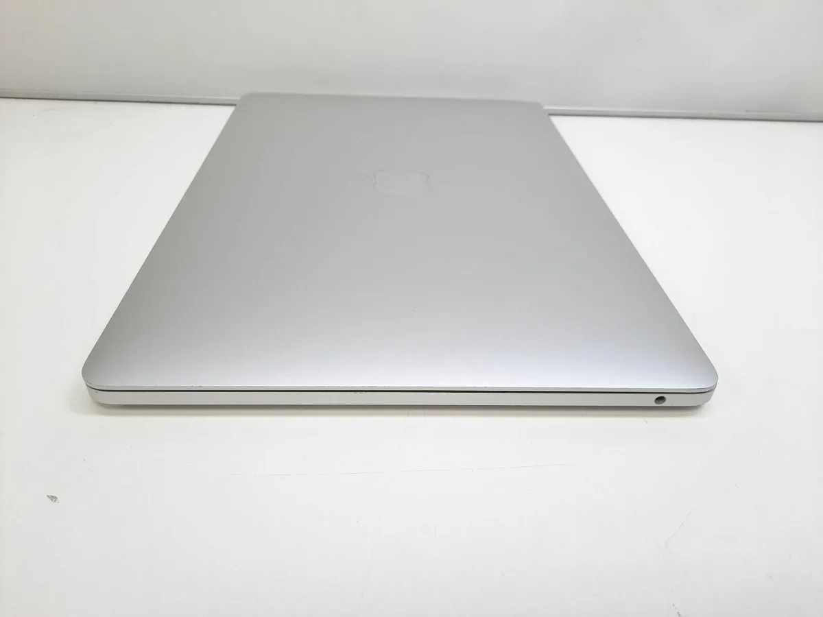 2017 Apple Macbook Pro 13 I5 2.30ghz 8GB 256GB SSD - Image 2