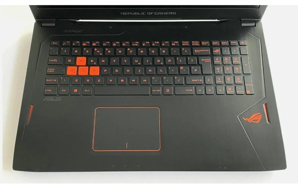 Faulty Asus ROG 17.3" i7 2.8Ghz 8GB No SSD Spares - Image 4