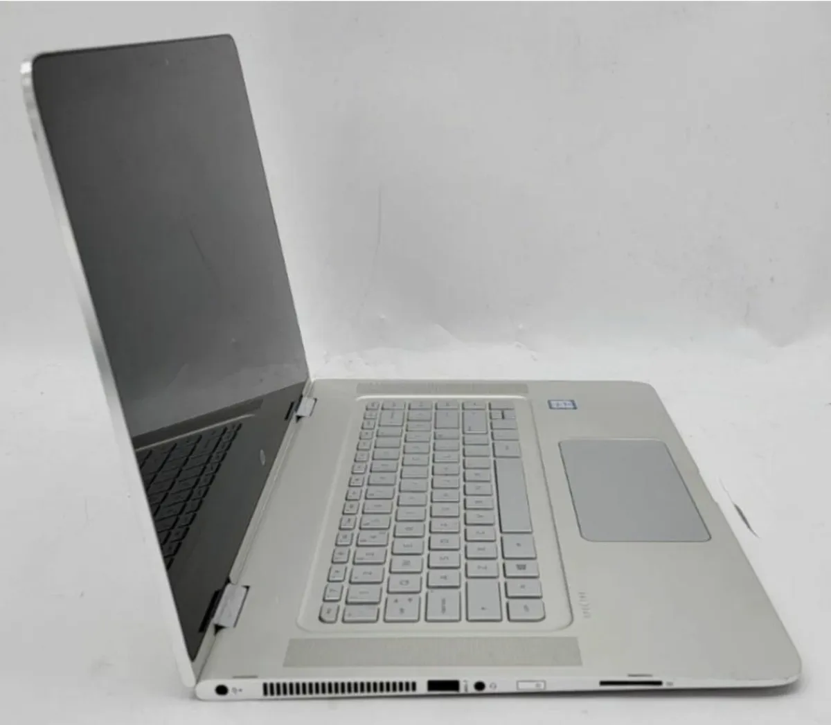 HP Spectre x360 Convertible i7 16GB RAM 256GB SSD - Image 3