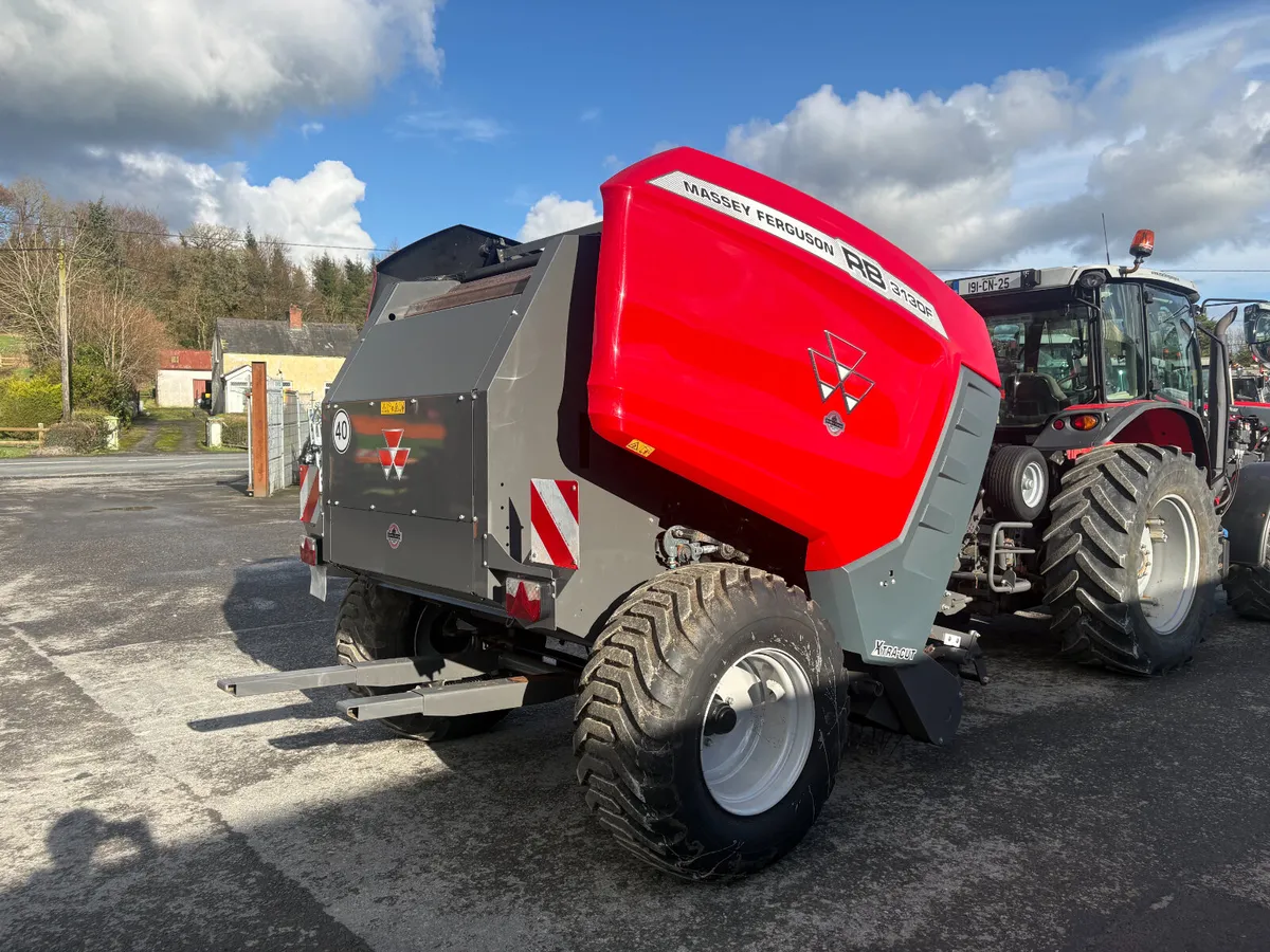 Massey Ferguson RB3130F Round Baler - Image 1