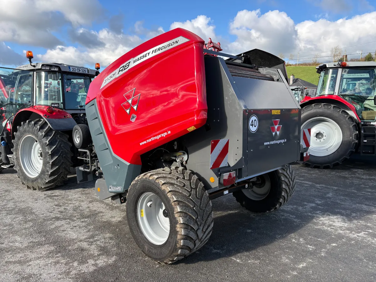 Massey Ferguson RB3130 Round Chamber Baler Used - Image 3