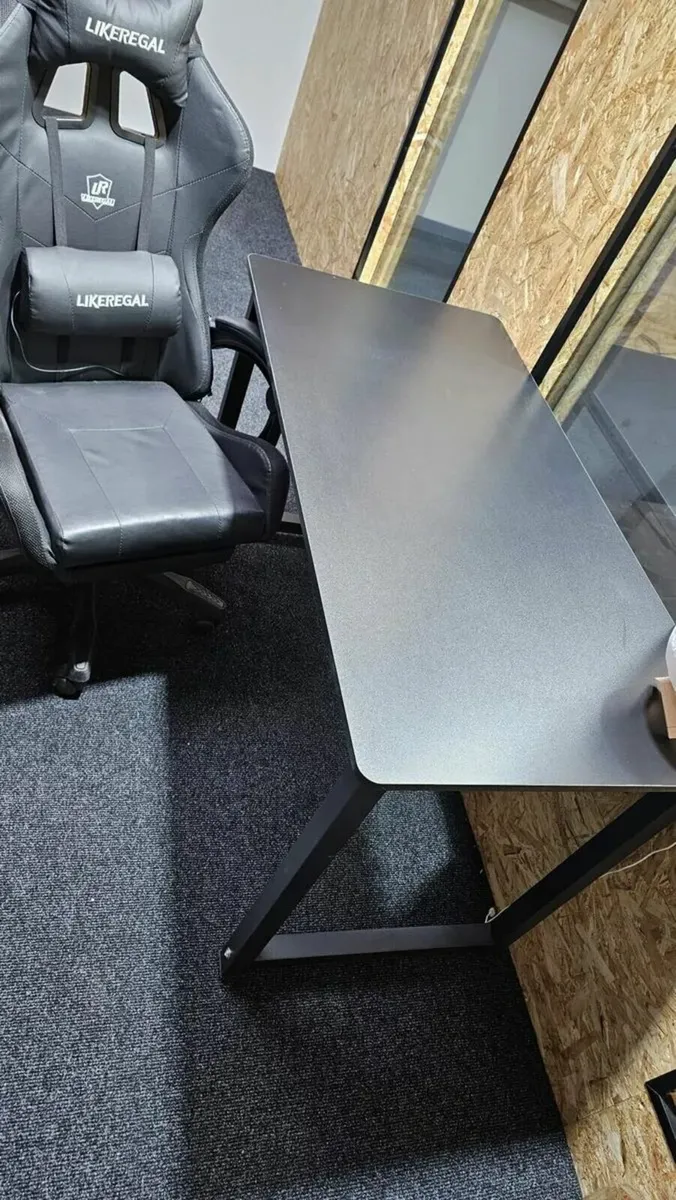 Office desk computer table brand new - Image 1