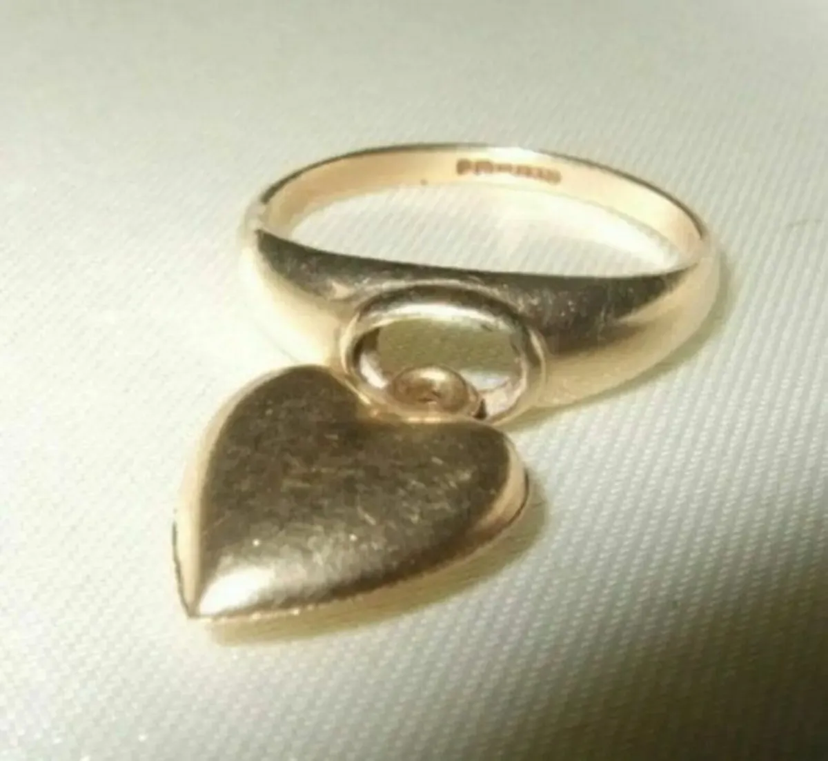 Vintage 14ct & 9ct Gold Charm Ring - Image 2