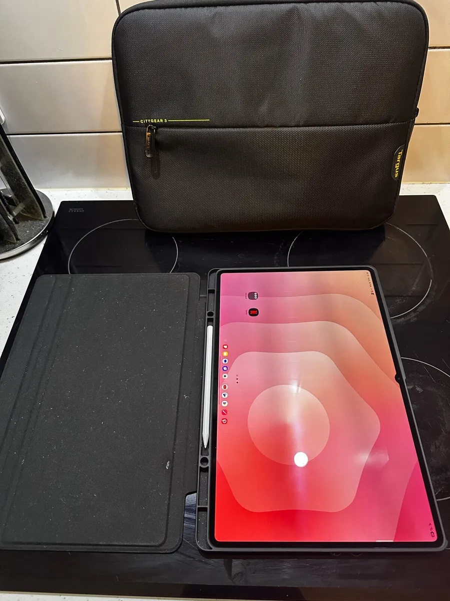 New Samsung ultra S11 14.6”(256gb) inc. case/cover - Image 2