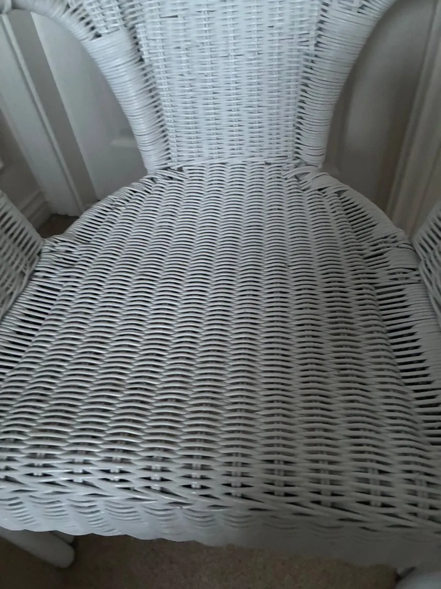 Wicker chair - Image 4