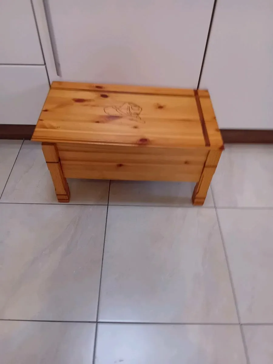 SOLID WOOD BOX - Image 1